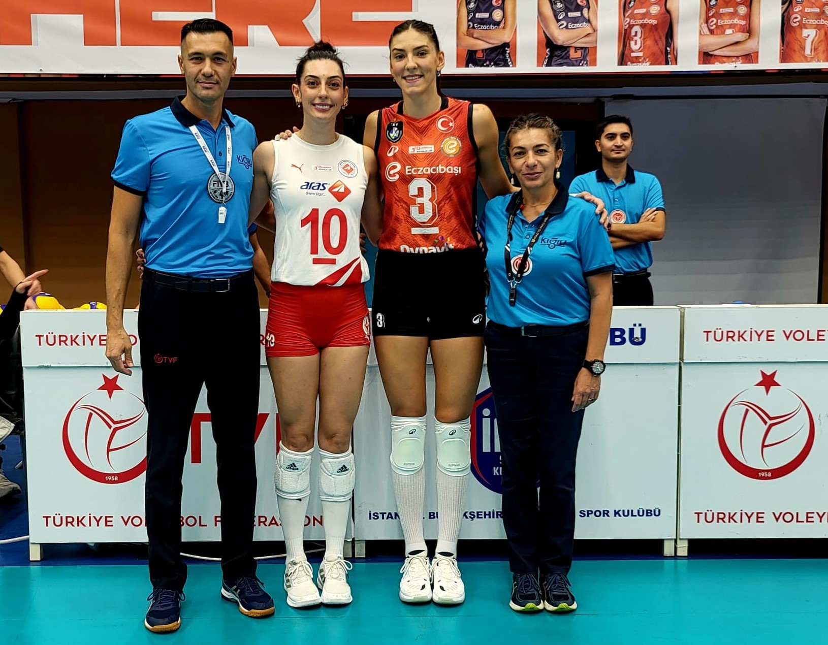 Eczacıbaşı Dynavit Aras Kargo'ya Set vermedi