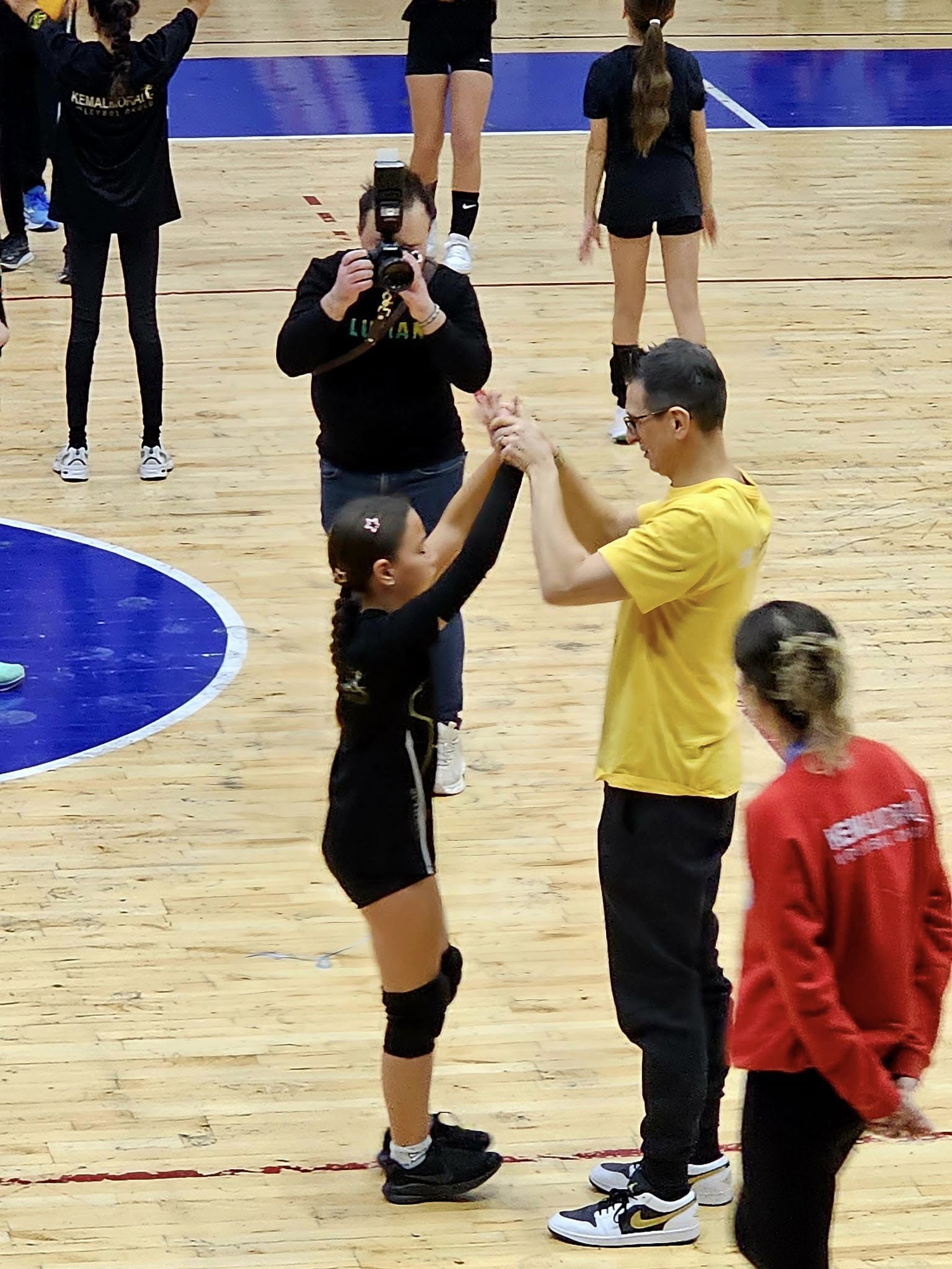 Guidetti, Royal Boya Lefkoşa Voleybol Akademi'nin 1. Kuruluş Yılı Etkinliklerine Katıldı