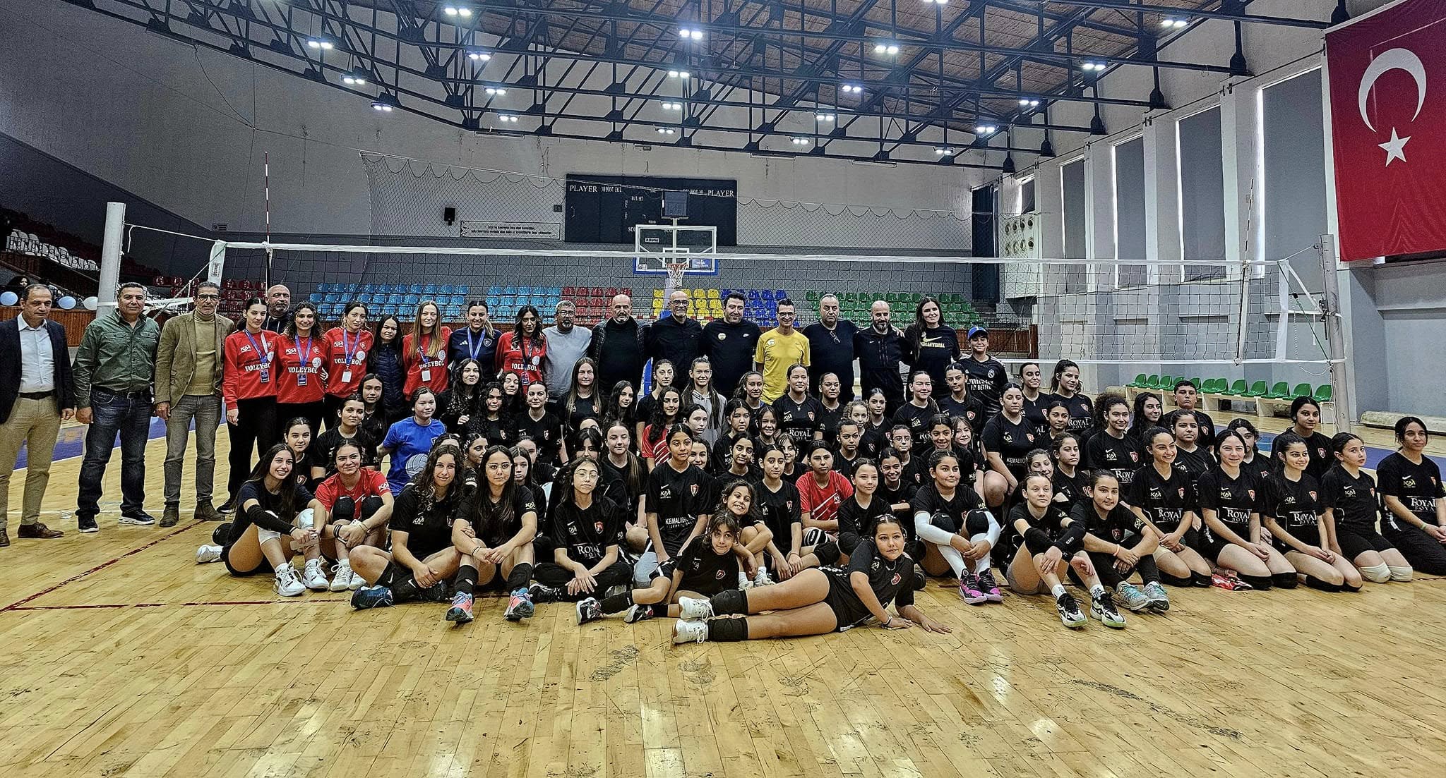 Guidetti, Royal Boya Lefkoşa Voleybol Akademi'nin 1. Kuruluş Yılı Etkinliklerine Katıldı