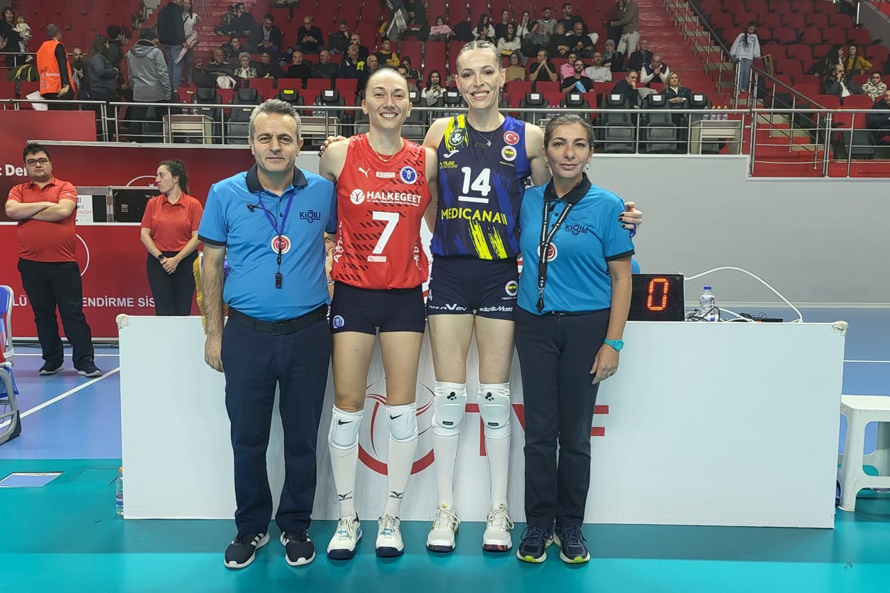 Fenerbahçe Medicana liderlik aşkına
