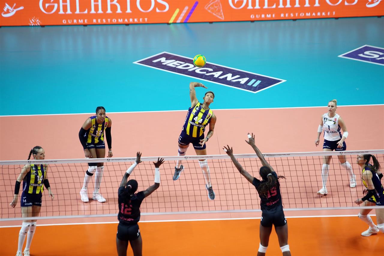 Kadınlar Şampiyonlar Ligi'nde Grup Maçları Tamamlandı