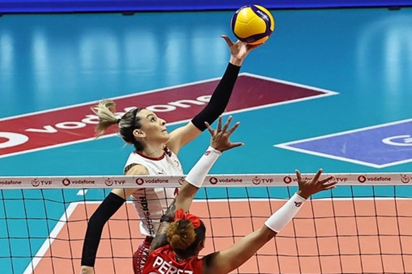 Galatasaray Daikin, Aras Kargo'ya puan vermedi