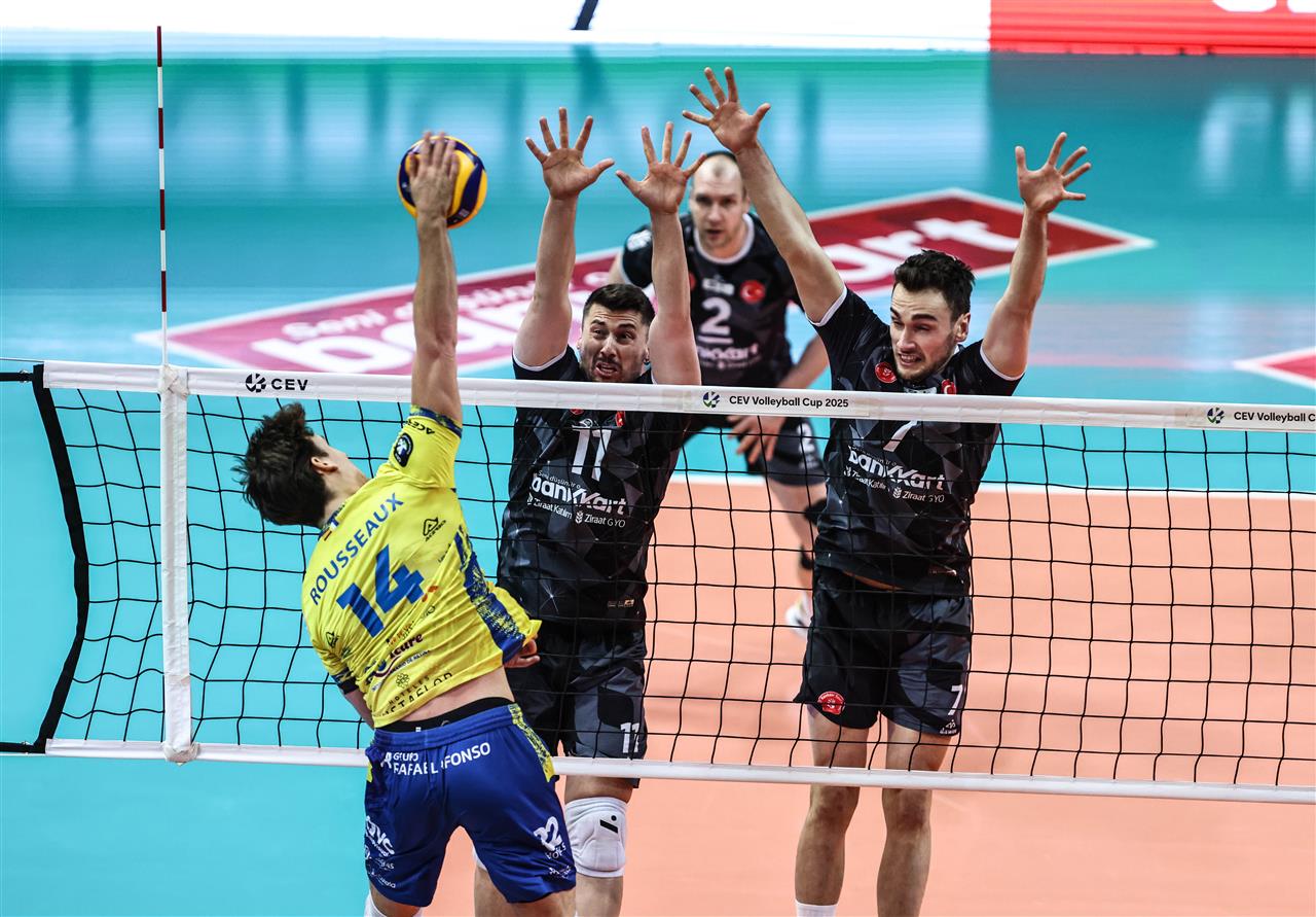 Erkekler CEV Cup'ta Fenerbahçe ve Ziraat Bankkart'ın rakipleri belli oldu Erkekler CEV Cup'ta Fenerbahçe ve Ziraat Bankkart'ın rakipleri belli oldu