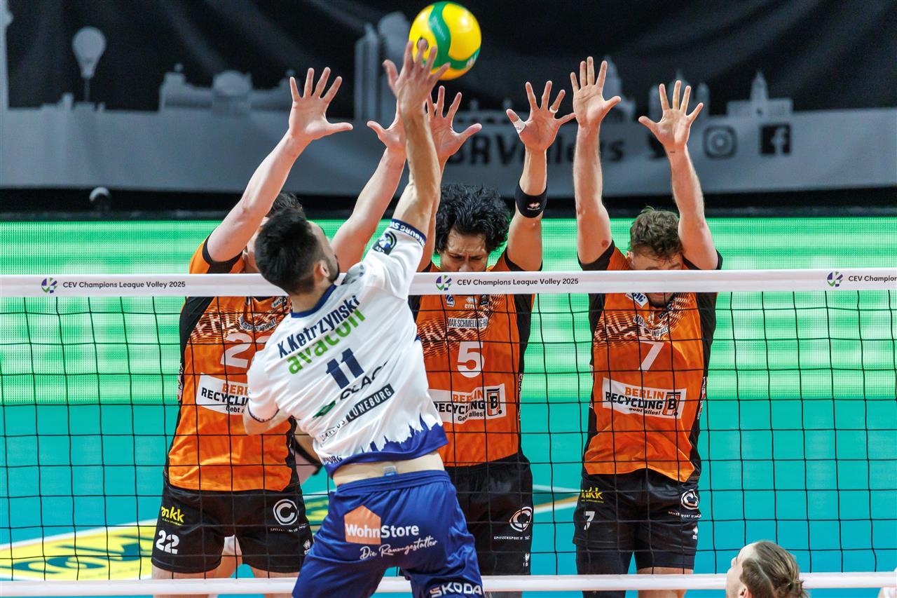 Erkekler Şampiyonlar Ligi'nde bir çeyrek finalist daha Altın Set'le belli oldu