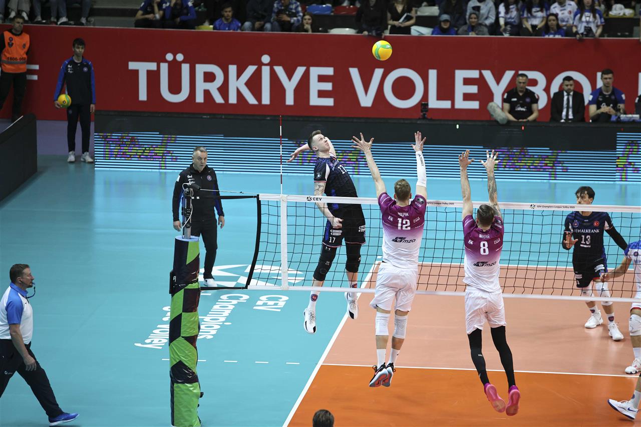 Erkekler Şampiyonlar Ligi çeyrek final ilk maçları tamamlandı Erkekler Şampiyonlar Ligi çeyrek final ilk maçları tamamlandı