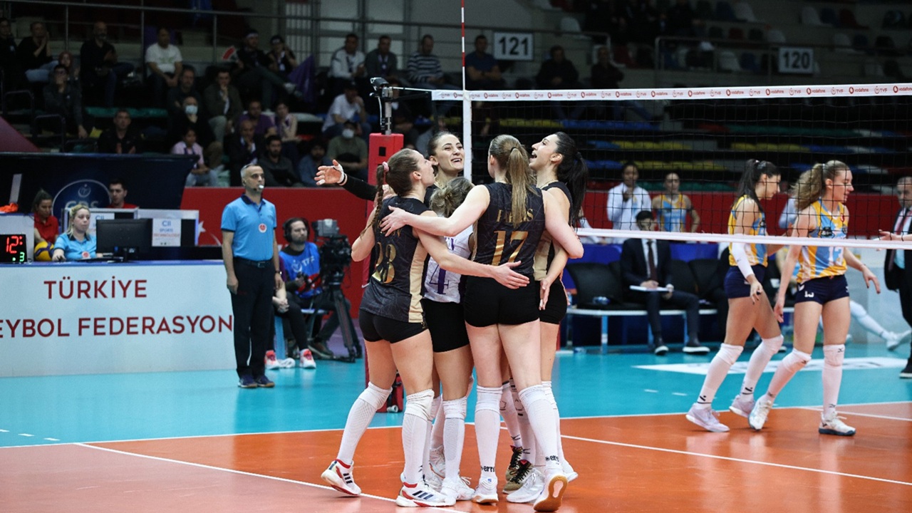 Zeren Spor ikinci maçta da Kuzeyboru'yu 3-2 yendi