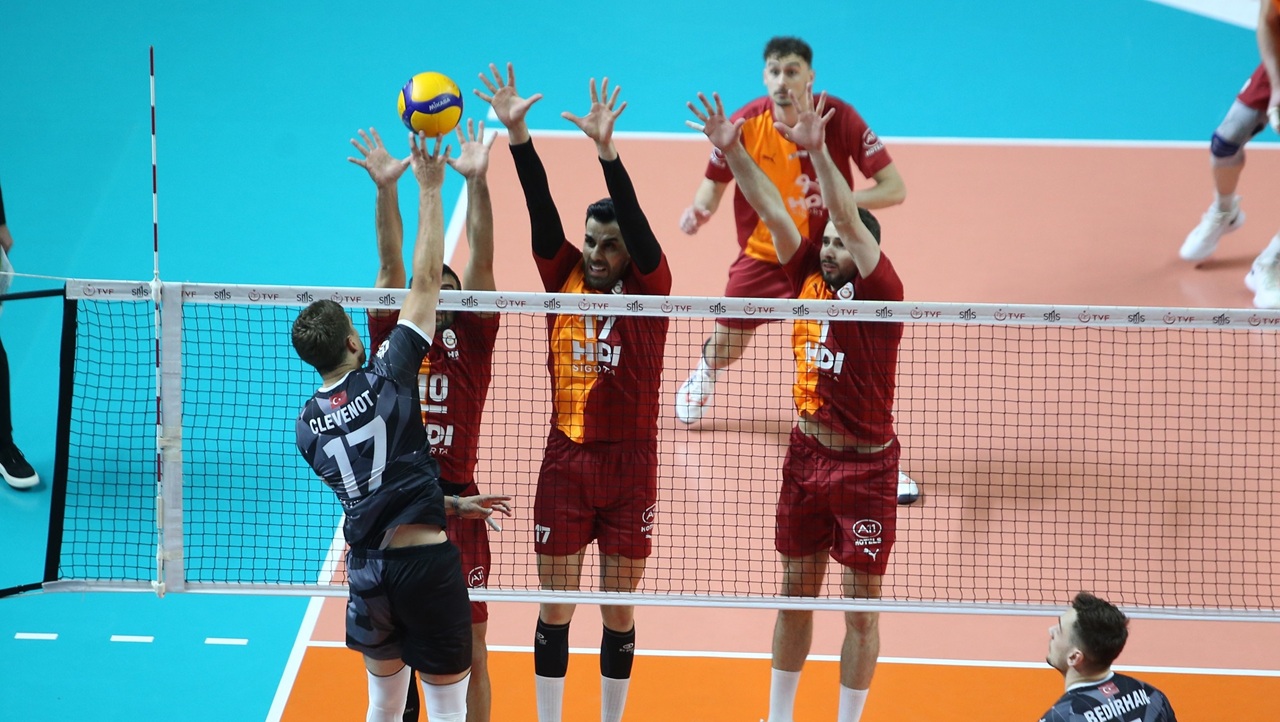 Ziraat Bankkart Galatasaray'ı 3. kez yendi ve şampiyonluğa ulaştı