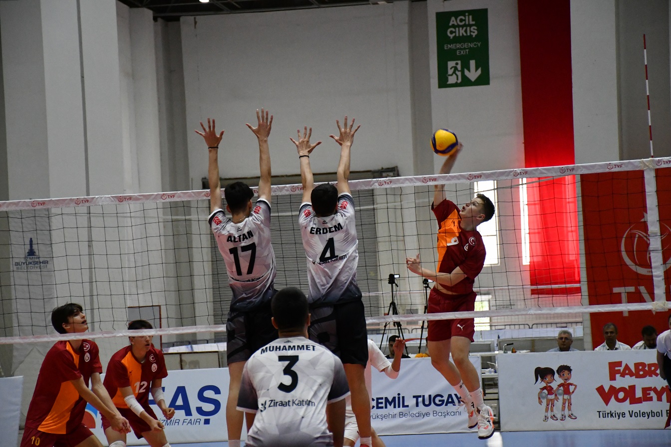 Festival Voleybol Küçük Erkekler’de Fenerbahçe - Ziraat Bankası Finali