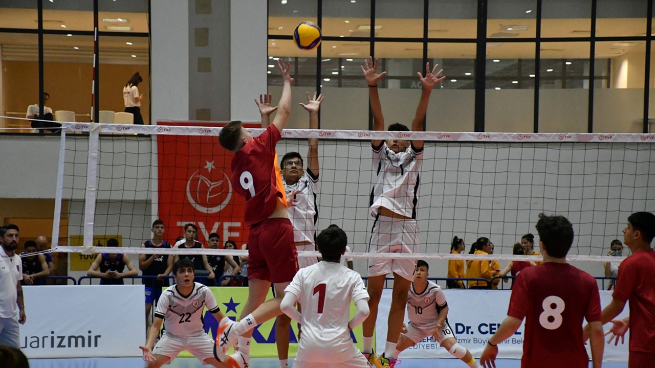 Küçük Erkekler Türkiye Şampiyonası Finalleri Başladı