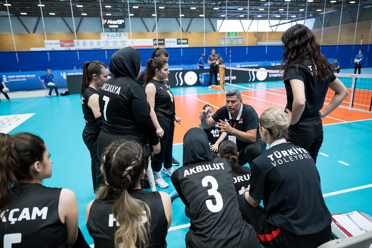 Oturarak Voleybol Kadın Milli Takımımız ikinci maçta mağlup oldu