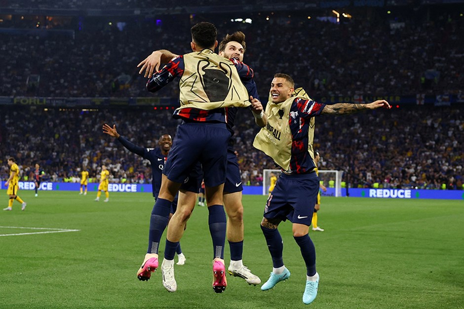 Şampiyonlar Ligi'nde PSG tarih yazarak şampiyon oldu