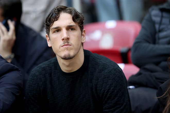 Okan Buruk 6 futbolcuyu gözden çıkardı