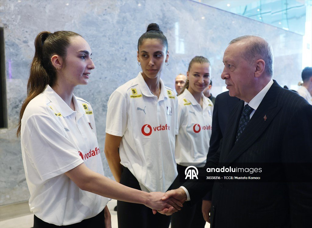 Cumhurbaşkanı Recep Tayyip Erdoğan, Filenin Sultanlarını kabul etti