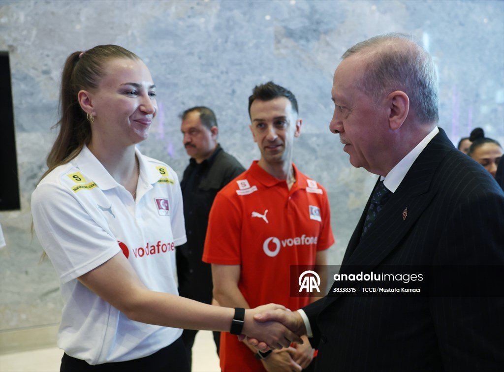 Cumhurbaşkanı Recep Tayyip Erdoğan, Filenin Sultanlarını kabul etti