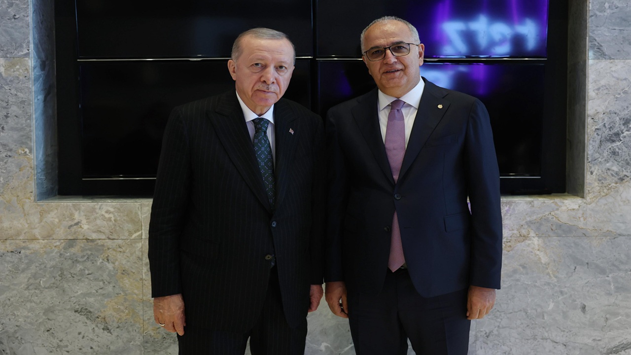 Cumhurbaşkanı Erdoğan, Mehmet Akif Üstündağ’ı Kabul Etti