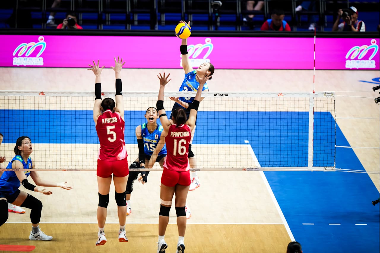 Tayland 2-0 öne geçtiği maçta Ferhat Akbaş'ın Japonya'sına 3-2 kaybetti