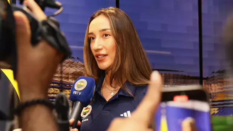 Fenerbahçe'den Hande Baladın ve Helin Kayıkçı'ya imza!
