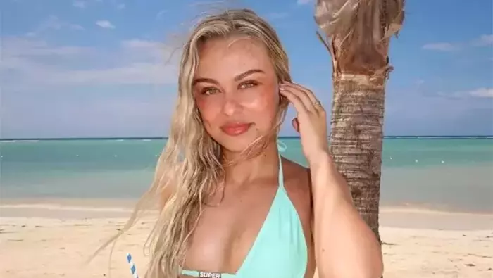 Cole Palmer evlilik teklifinden sonra sevgilisini terk etti