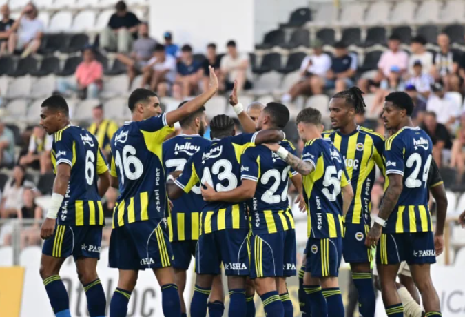 Fenerbahçe Devler Ligi'nde Feyenoord'la eşleşti