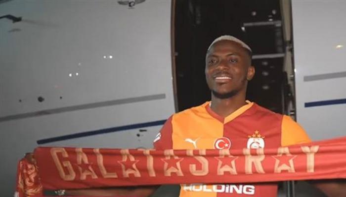 Victor Osimhen İstanbul'da: Osimhen Uçak takip yayınını kaç kişi izledi?