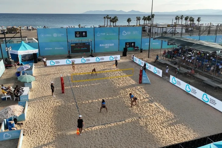 Plaj voleybolu Türkiye Şampiyonası Ayvalık’ta yapılacak