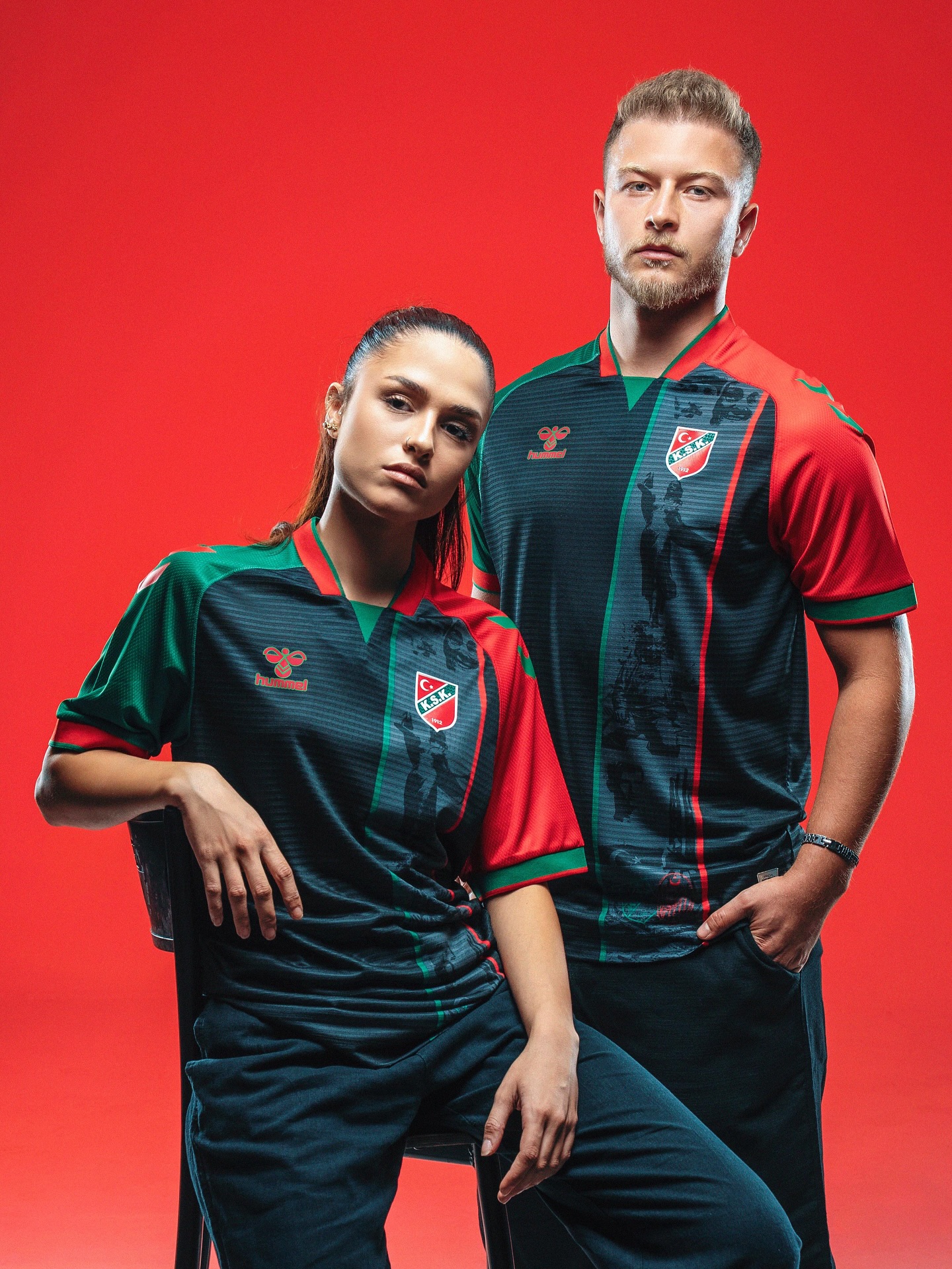 Karşıyaka'dan yeni sezona anlamlı forma