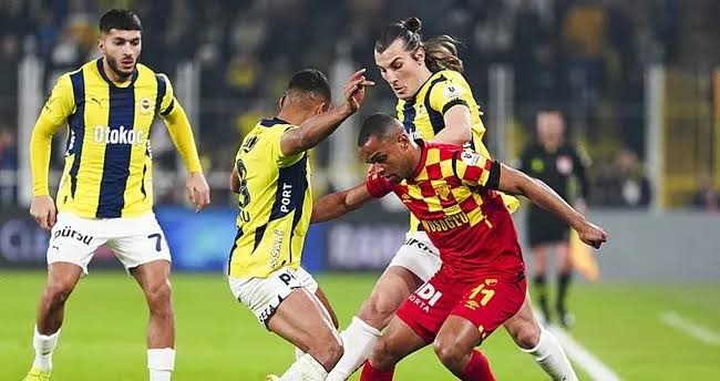 Süper Lig’de Fenerbahçe Talisca penaltıyla galibiyeti kaçırdı