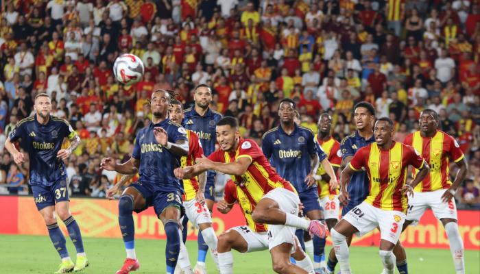 Süper Lig’de Fenerbahçe Talisca penaltıyla galibiyeti kaçırdı