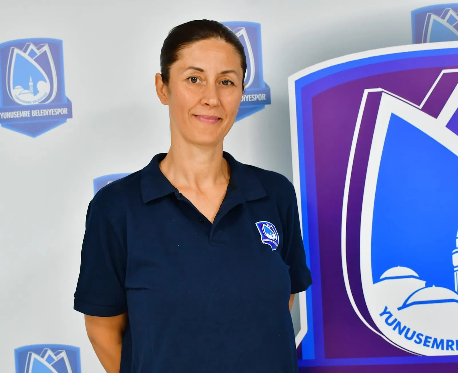 Yunusemre Belediyespor Seda Çarıkçı'ya emanet