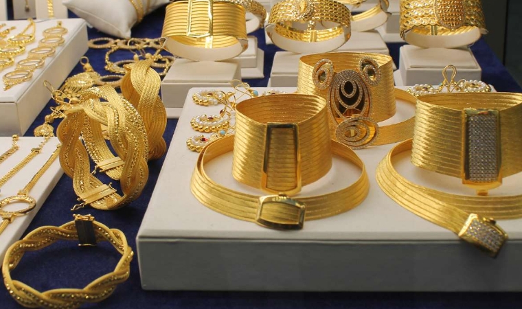 Gram altın güne düşüşle başladı: 4 Ağustos altın fiyatları