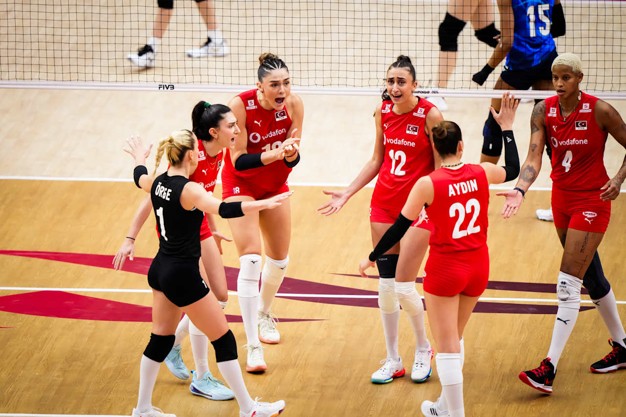 Filenin Sultanları Japonya’yı geçti final biletini aldı