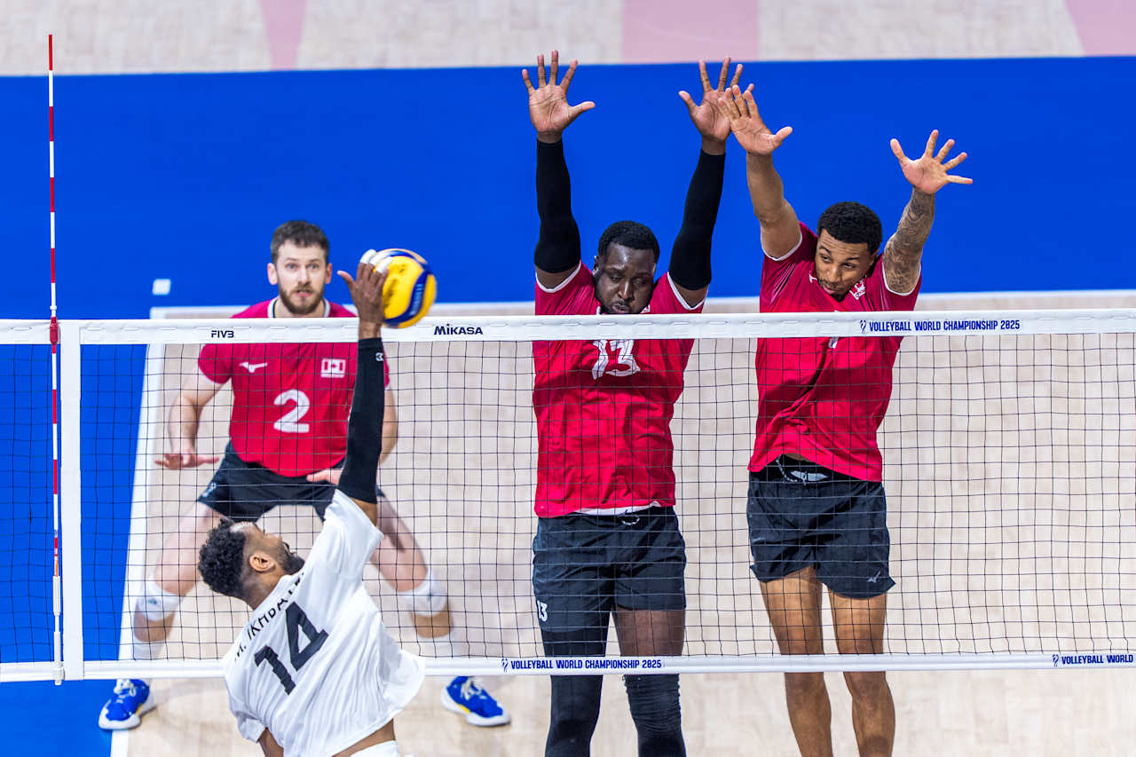 Kanada ve ABD Dünya Voleybol Şampiyonasına galibiyetle başladı