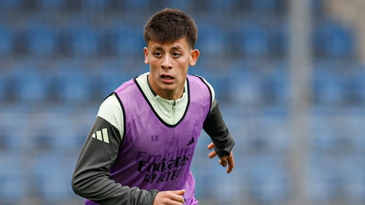 IFFHS Arda Güler’i yılın oyun kurucusu adayları arasına aldı