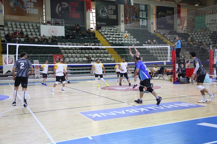 TVF Veteranlar Şampiyonası'nda 2. gün tamamlandı