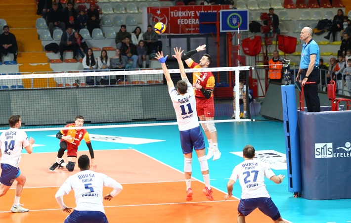 Galatasaray, Bursa Büyükşehir Belediyespor'un 7 maçlık serisine son verdi