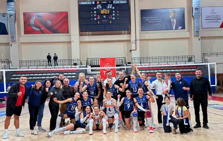 Çanakkale Belediyespor ilk yarıyı Eczacıbaşı galibiyeti ile kapattı