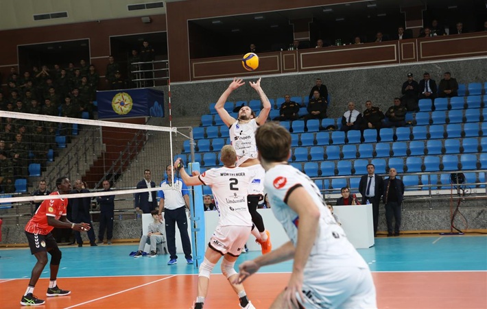 Erkekler CEV Challenge Cup'ta maçlar başladı