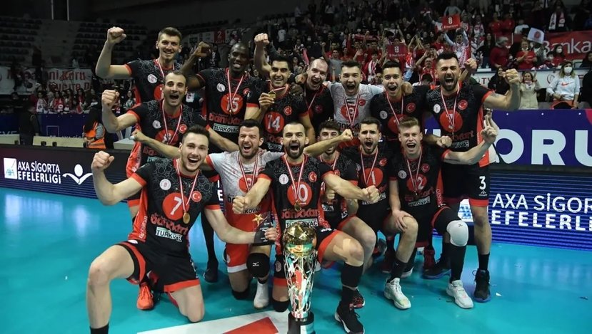 Ziraat Bankkart Şampiyonlar Ligi'nde ilk maçında Fransa'nın Tours takımını konuk ediyor