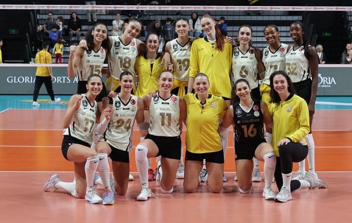 VakıfBank Aydın BŞ. Belediyespor karşısında 3 puanı 3-0'lık skorla aldı