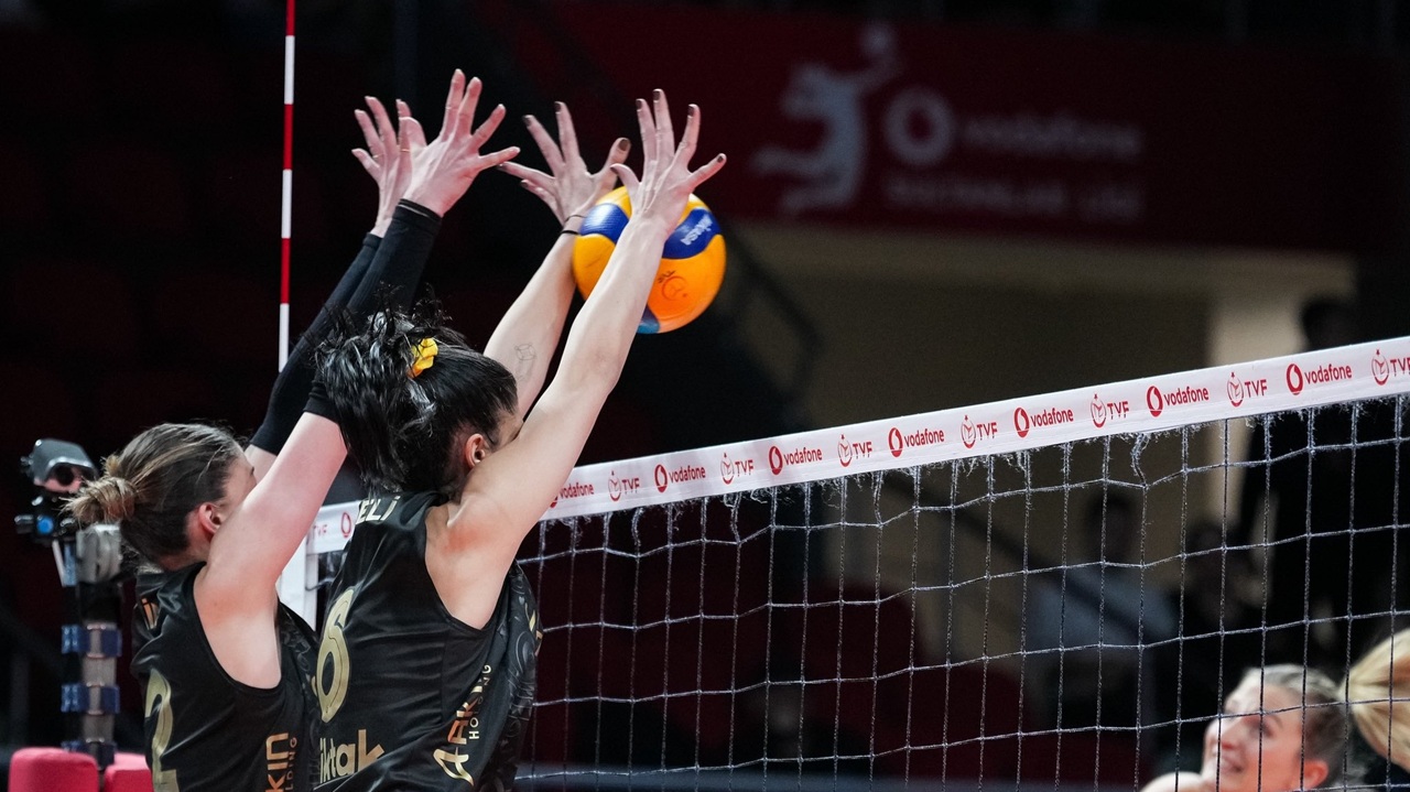 Galatasaray Daikin'den THY’ye Geçit Yok: 3-0