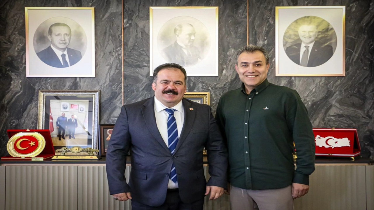 İşitme Engelliler Voleybol Şubesinde Görev Levent Zoroğlu'nda