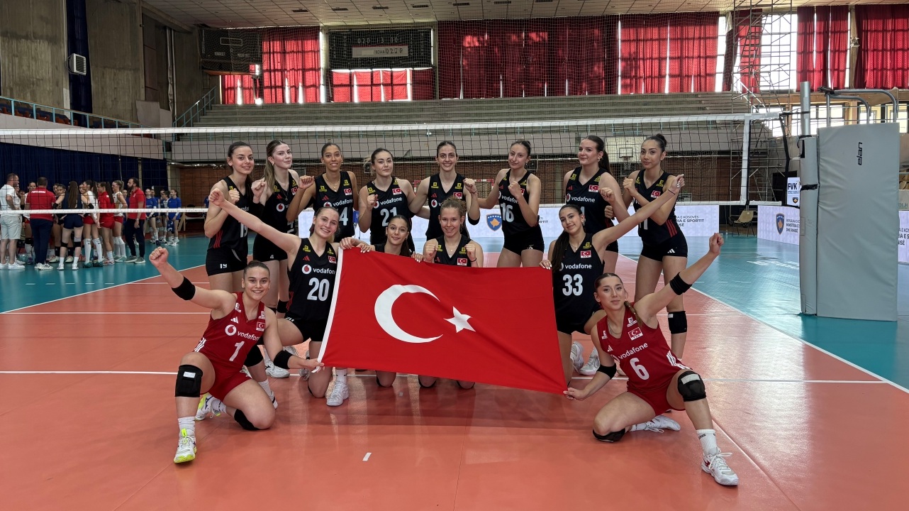 U17 Milli Takımımız Karadağ'ı 3-2 yendi üçte üç yaptı