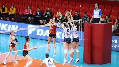 Galatasaray İtalya'da Altın Set 'i Kazanmak zorunda