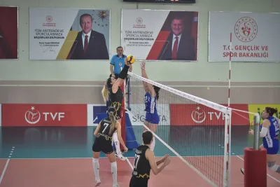 TVF Kadınlar 2.Ligi'nde Yarı Final Etabında İkinci Gün Sona Erdi