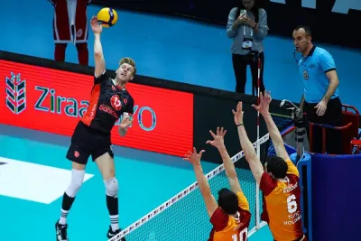 AXA Sigorta Kupa Voley Erkeklerde Yarı Final Eşleşmeleri Belli Oldu