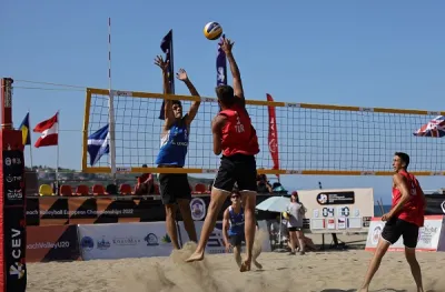 CEV U20 Plaj Voleybolu Avrupa Şampiyonası’nda İkinci Gün Sona Erdi