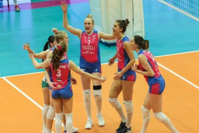 Kadınlar CEV Cup'ta Yarı Finalistler Belli Oldu