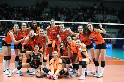 Eczacıbaşı Dynavit, deplasmanda galip