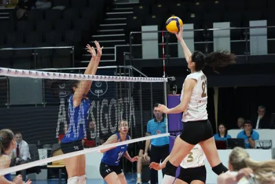 İlk Yarı Finalist VakıfBank
