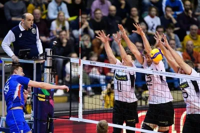 Almanya Çekya'yı 3-0'la Geçti